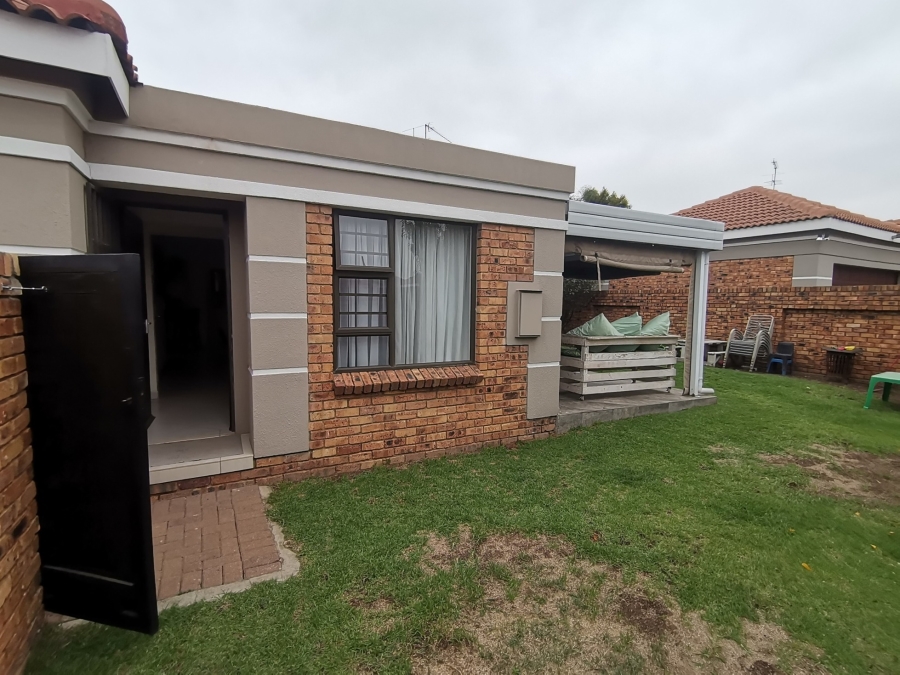 3 Bedroom Property for Sale in New Market Park Gauteng