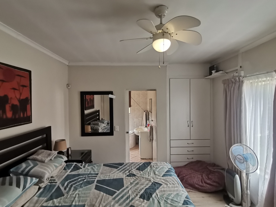 3 Bedroom Property for Sale in New Market Park Gauteng