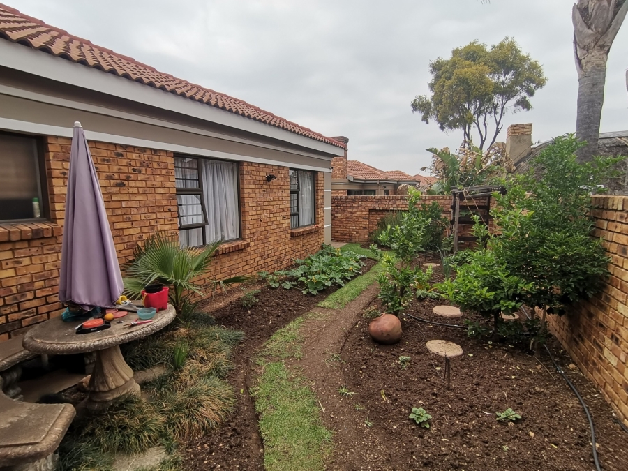 3 Bedroom Property for Sale in New Market Park Gauteng