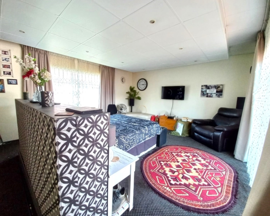 4 Bedroom Property for Sale in Kenleaf Gauteng