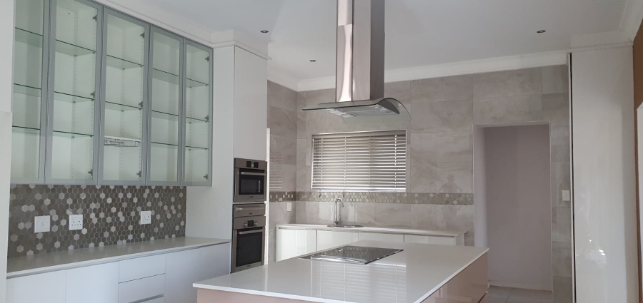 4 Bedroom Property for Sale in Doornkloof Gauteng