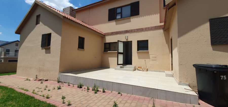 4 Bedroom Property for Sale in Doornkloof Gauteng