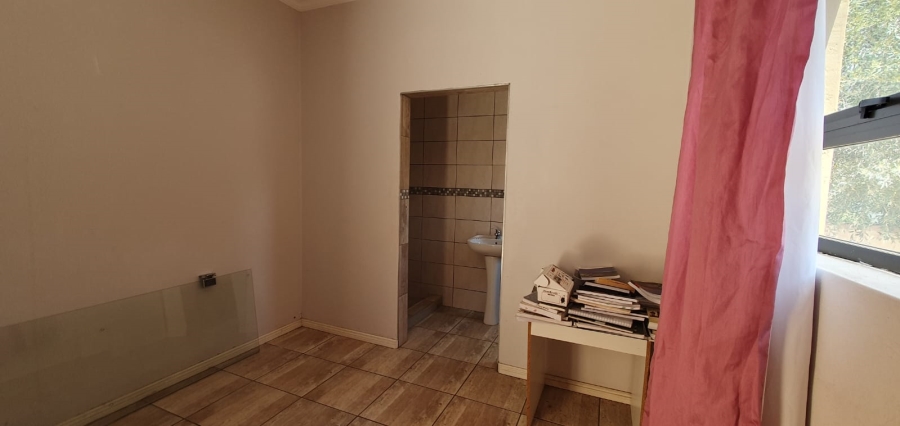 4 Bedroom Property for Sale in Doornkloof Gauteng