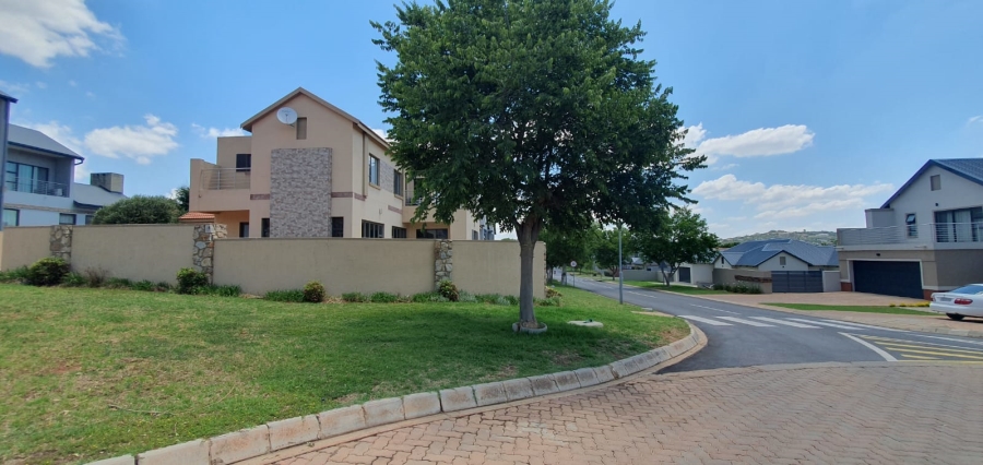 4 Bedroom Property for Sale in Doornkloof Gauteng