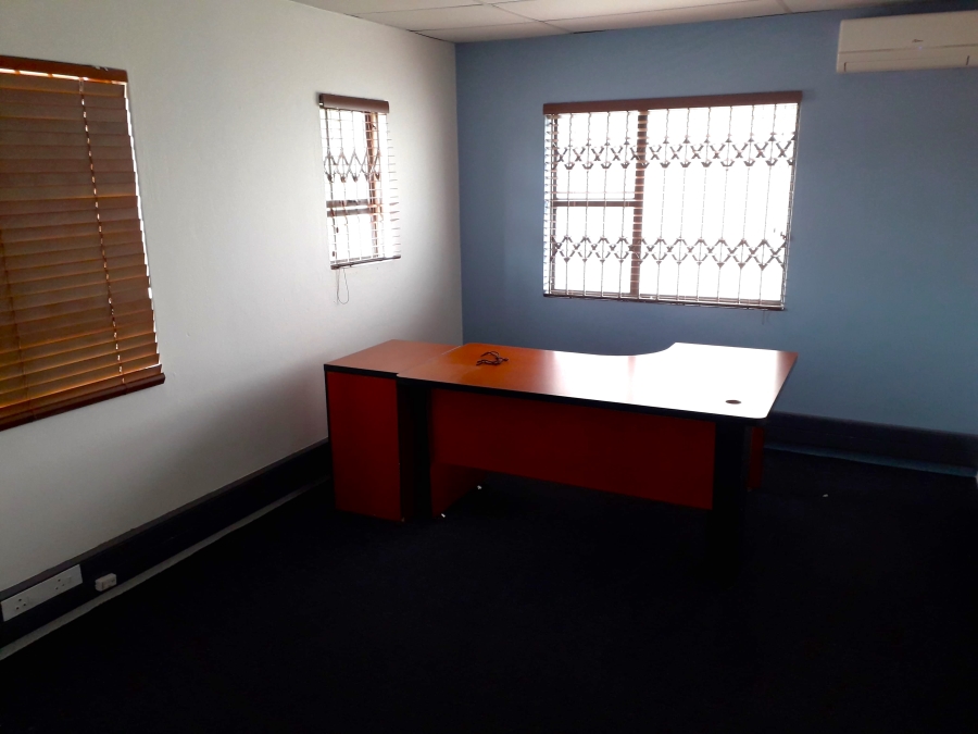 To Let Commercial Property for Rent in Rooihuiskraal Gauteng