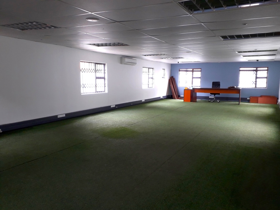 To Let Commercial Property for Rent in Rooihuiskraal Gauteng