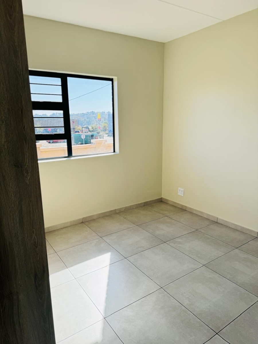 2 Bedroom Property for Sale in Kyalami Gauteng