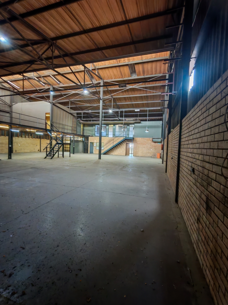 To Let Commercial Property for Rent in Hennopspark Gauteng