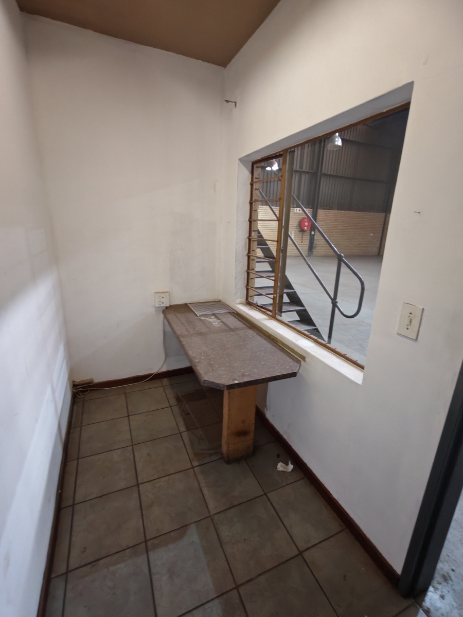 To Let Commercial Property for Rent in Hennopspark Gauteng