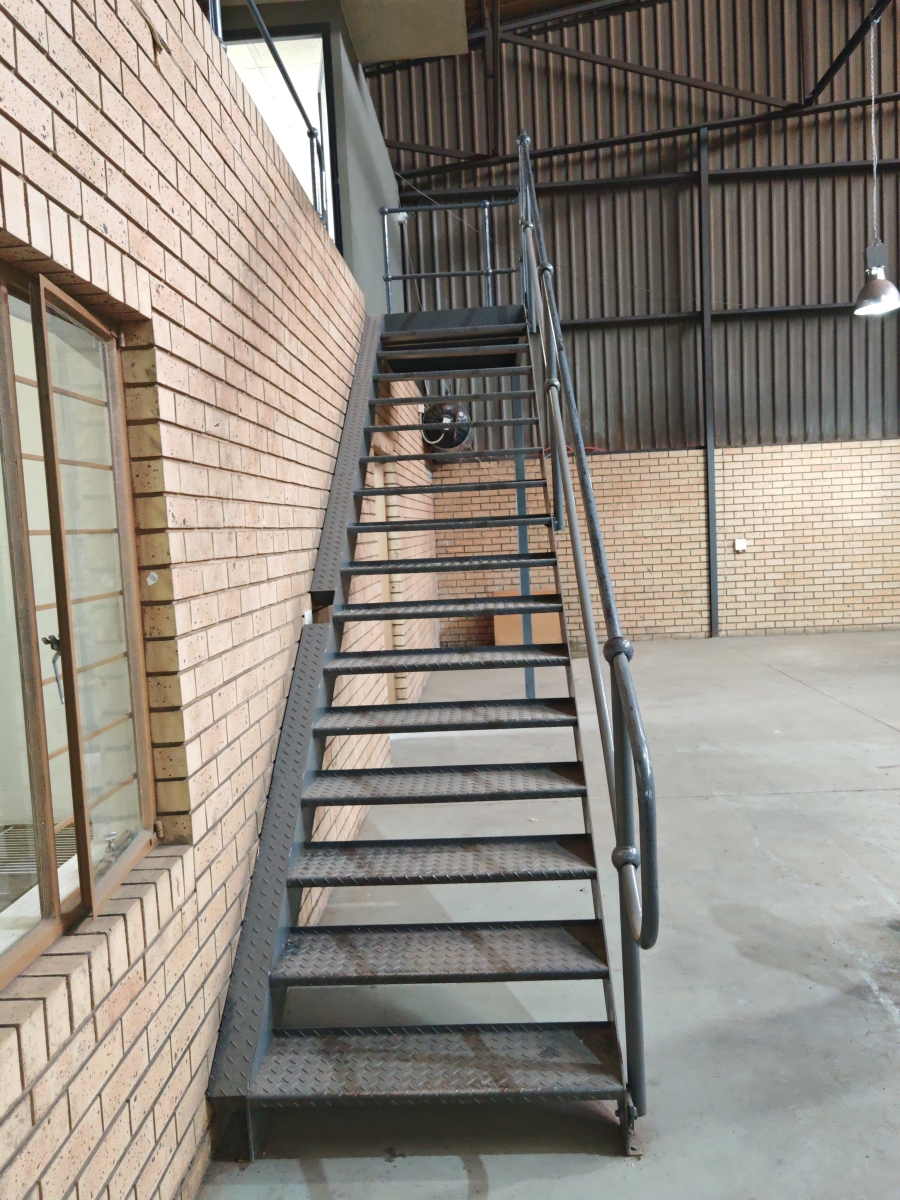 To Let Commercial Property for Rent in Hennopspark Gauteng