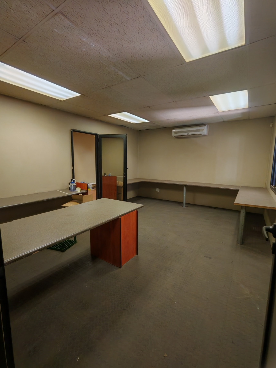 To Let Commercial Property for Rent in Hennopspark Gauteng