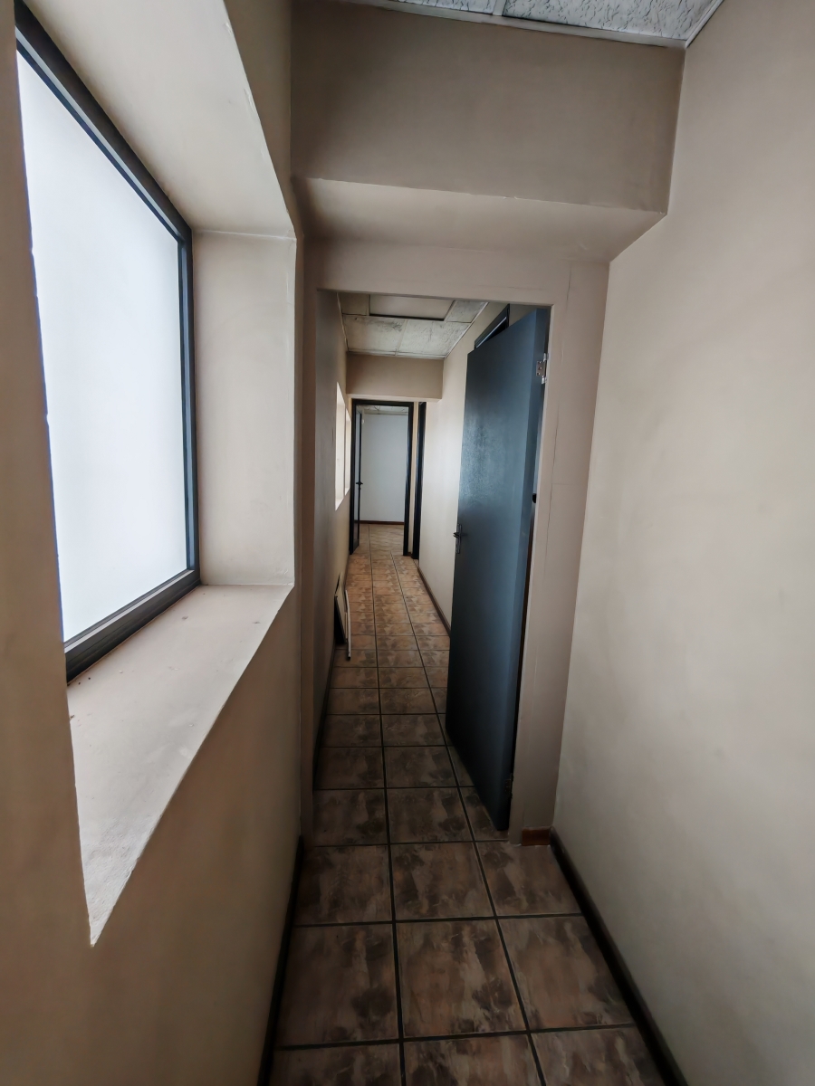 To Let Commercial Property for Rent in Hennopspark Gauteng