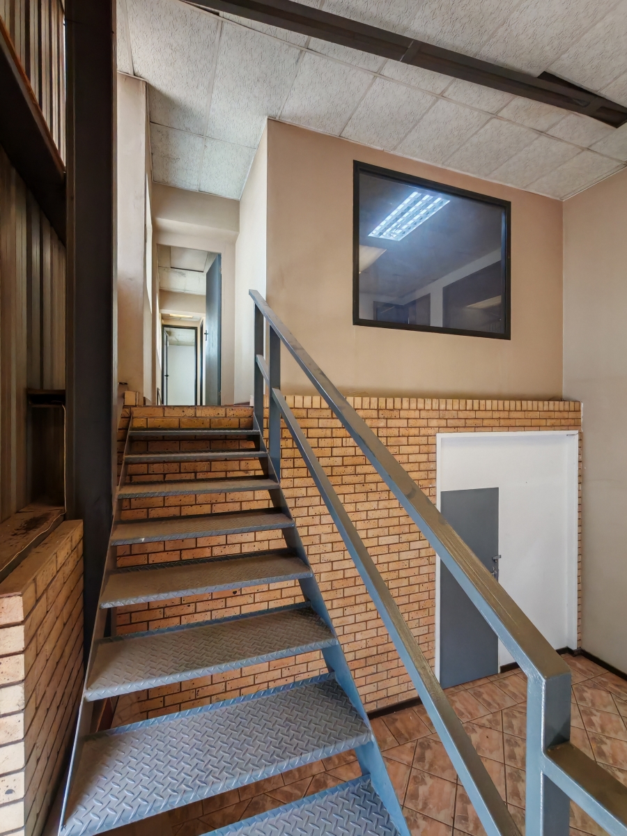 To Let Commercial Property for Rent in Hennopspark Gauteng