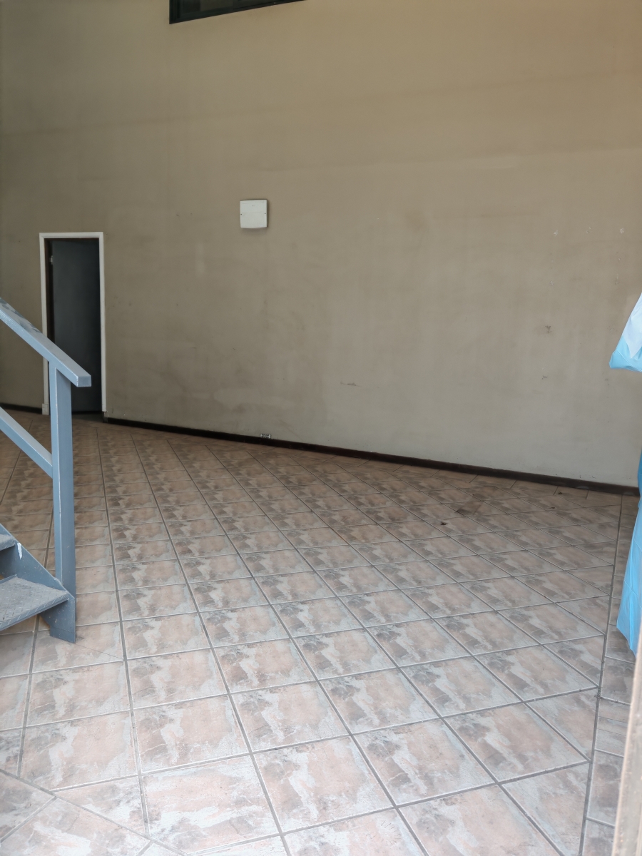 To Let Commercial Property for Rent in Hennopspark Gauteng
