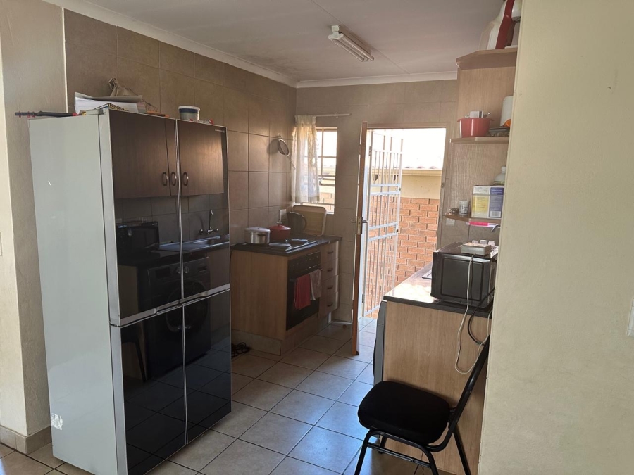 3 Bedroom Property for Sale in Olievenhoutbosch Gauteng