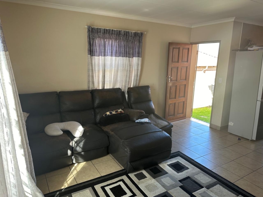 3 Bedroom Property for Sale in Olievenhoutbosch Gauteng