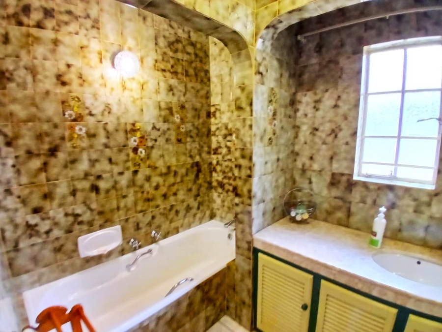 4 Bedroom Property for Sale in Rietfontein AH Gauteng