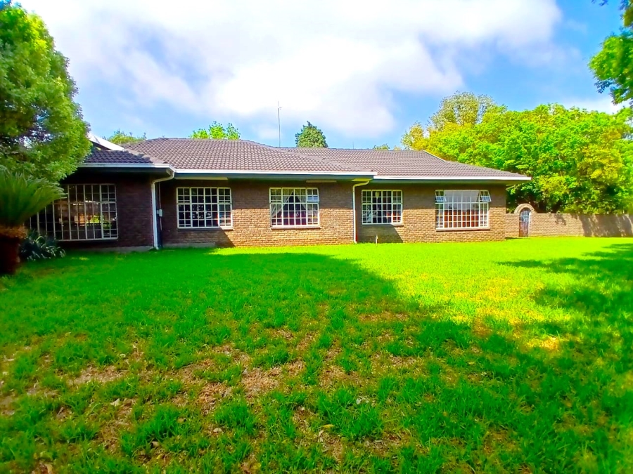 4 Bedroom Property for Sale in Rietfontein AH Gauteng