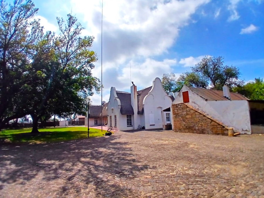 4 Bedroom Property for Sale in Rietfontein AH Gauteng