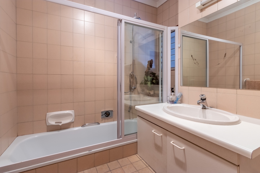 2 Bedroom Property for Sale in Rivierra Villas Gauteng