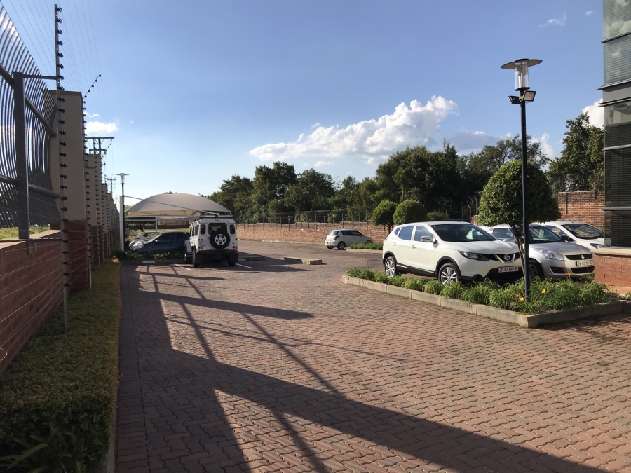 To Let Commercial Property for Rent in Fourways Gauteng