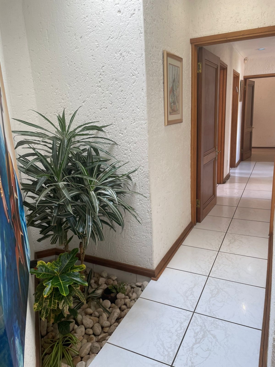 3 Bedroom Property for Sale in Monument Gauteng