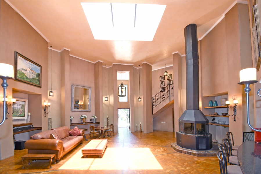 12 Bedroom Property for Sale in Ferndale Gauteng