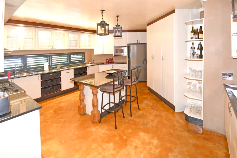 12 Bedroom Property for Sale in Ferndale Gauteng