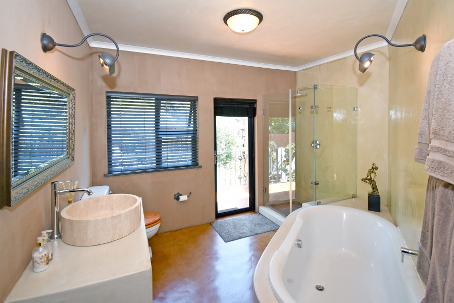 12 Bedroom Property for Sale in Ferndale Gauteng