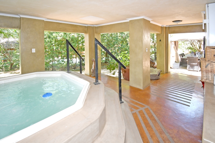 12 Bedroom Property for Sale in Ferndale Gauteng