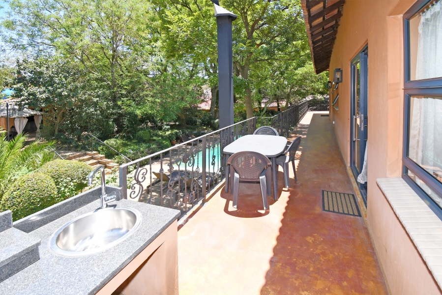 12 Bedroom Property for Sale in Ferndale Gauteng