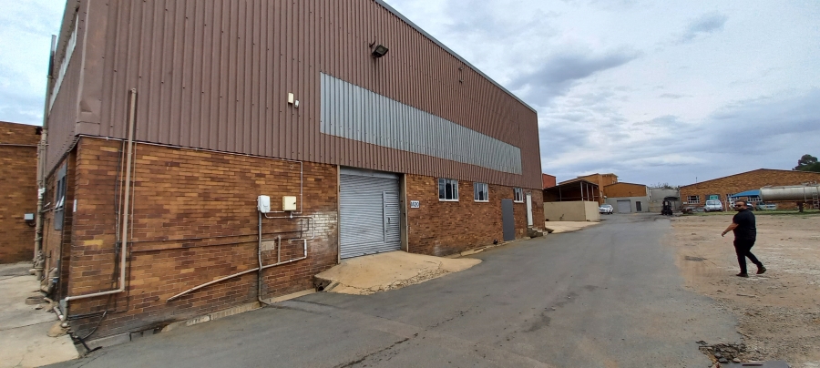 To Let commercial Property for Rent in Dunswart Gauteng