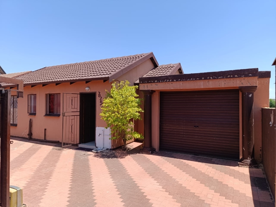 3 Bedroom Property for Sale in Soshanguve East Ext 6 Gauteng