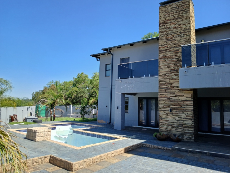 5 Bedroom Property for Sale in Val de Grace Gauteng