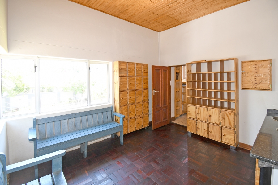 10 Bedroom Property for Sale in Highlands North Gauteng