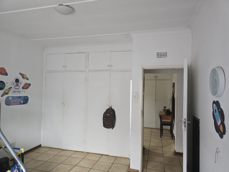 4 Bedroom Property for Sale in Oberholzer Gauteng