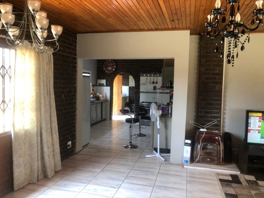 3 Bedroom Property for Sale in Van Der Westhuizen Gauteng