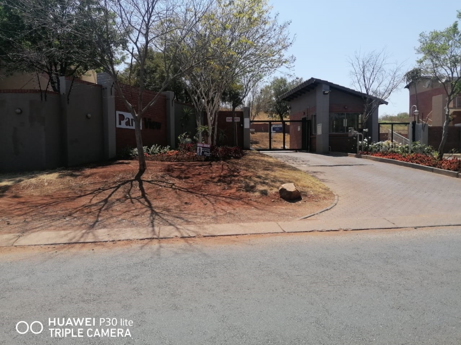 2 Bedroom Property for Sale in Equestria Gauteng