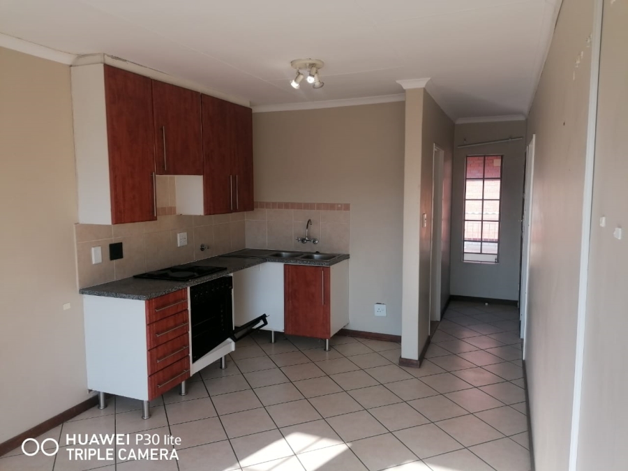 2 Bedroom Property for Sale in Equestria Gauteng