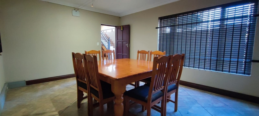 Commercial Property for Sale in Rooihuiskraal Gauteng