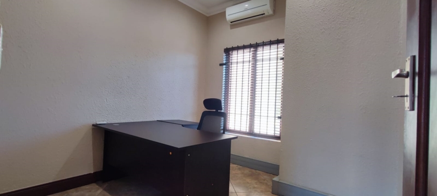 Commercial Property for Sale in Rooihuiskraal Gauteng