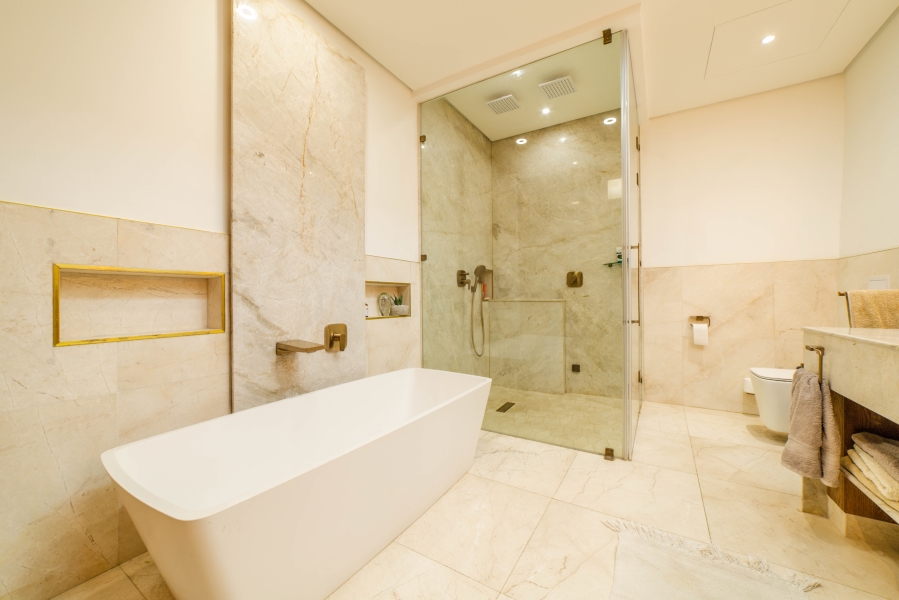 To Let 5 Bedroom Property for Rent in Fourways Gardens Gauteng