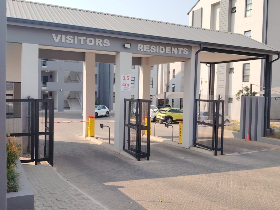 2 Bedroom Property for Sale in Midridge Park Gauteng