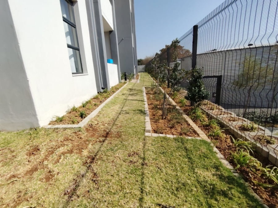 2 Bedroom Property for Sale in Midridge Park Gauteng