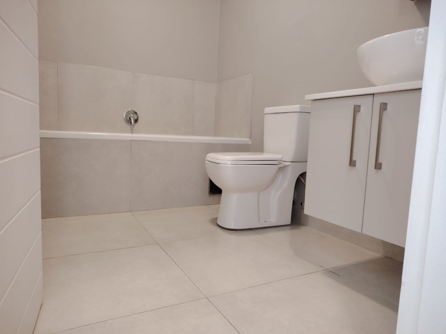 2 Bedroom Property for Sale in Midridge Park Gauteng