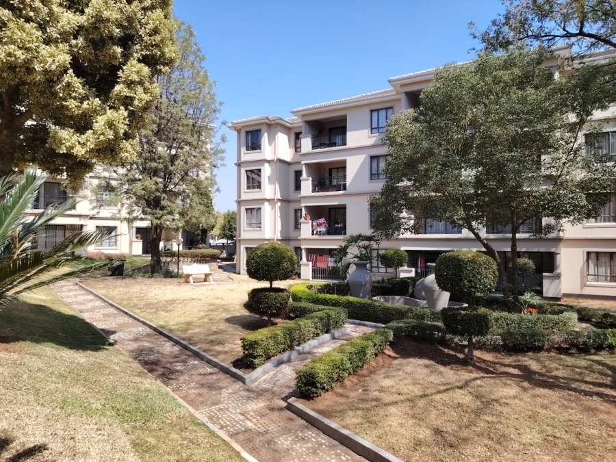 2 Bedroom Property for Sale in Noordwyk Gauteng