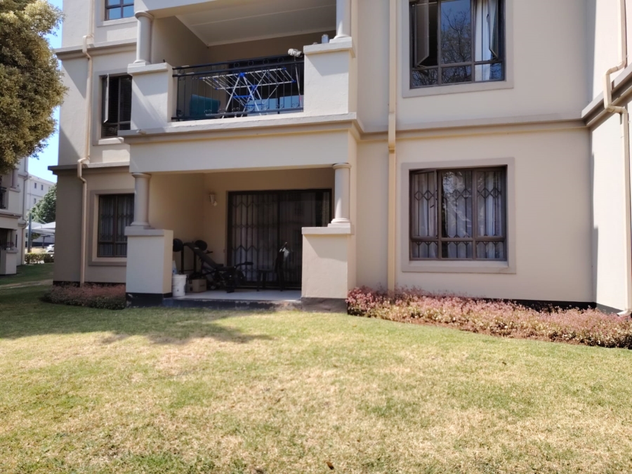 2 Bedroom Property for Sale in Noordwyk Gauteng