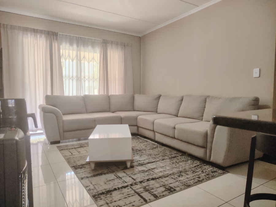 2 Bedroom Property for Sale in Noordwyk Gauteng