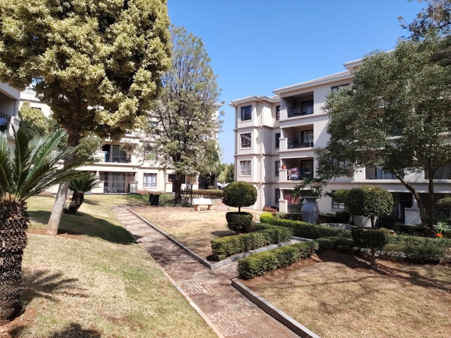 2 Bedroom Property for Sale in Noordwyk Gauteng