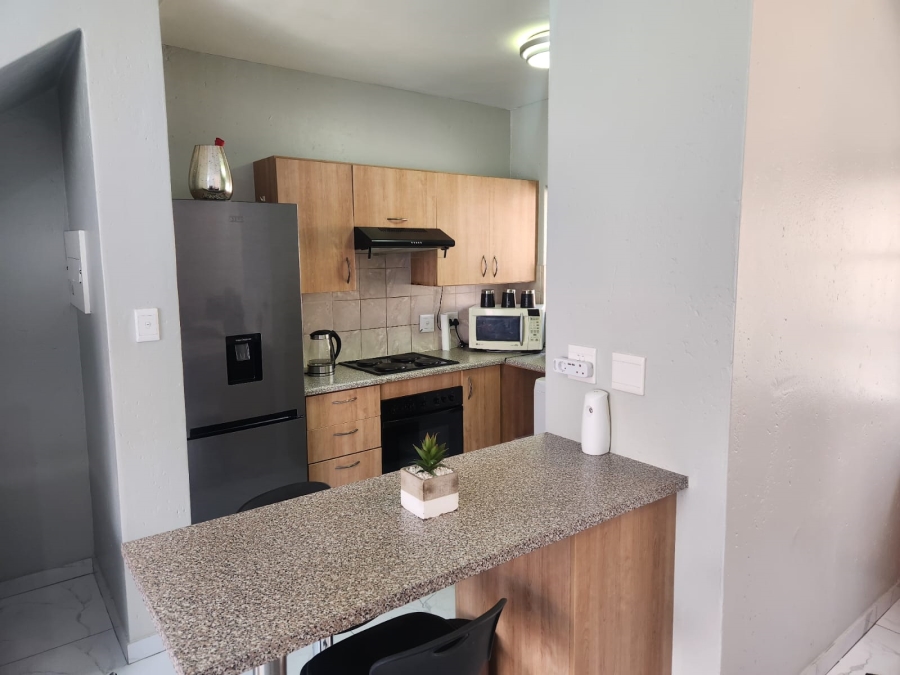 2 Bedroom Property for Sale in Noordwyk Gauteng